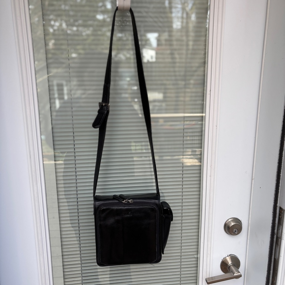 Vintage Roots Unisex Crossbody Mini Messenger Bag with Multiple Pockets/Storage - Picture 9 of 9